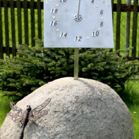Das Sonnenuhrendorf Taubenheim, “Bei Reitz’l” Das Sonnenuhrendorf Taubenheim, “Bei Reitz’l”